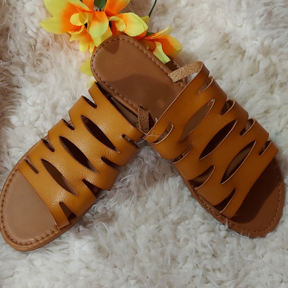 Rouge slip-on sandals - Picture 3 of 4